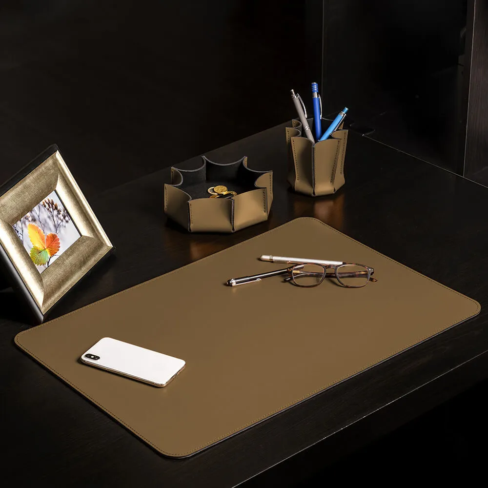 limac design leilux set of desk accessories in leather