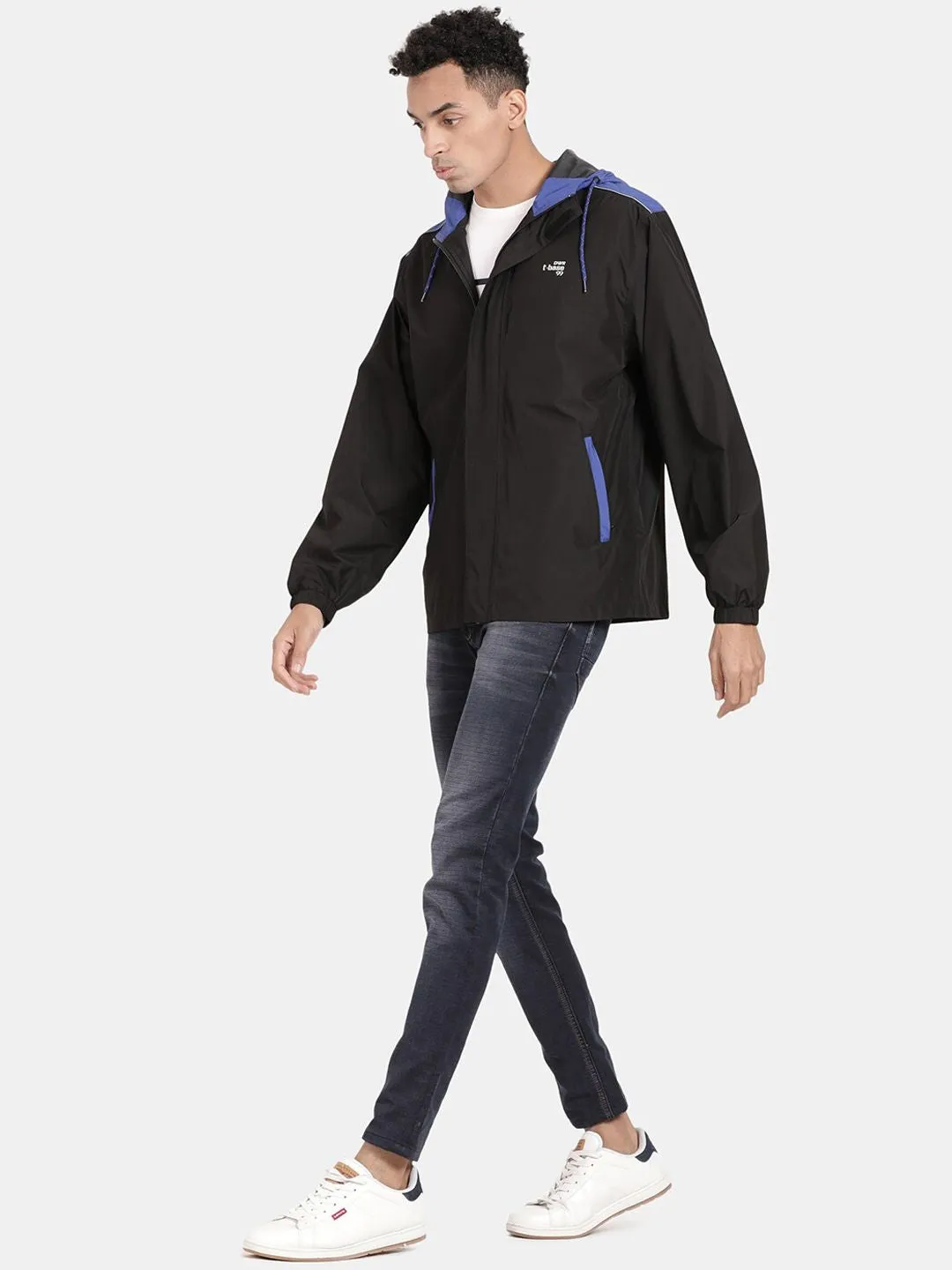 t-base Men Blue Windcheater and Water Resistant Sporty Jacket