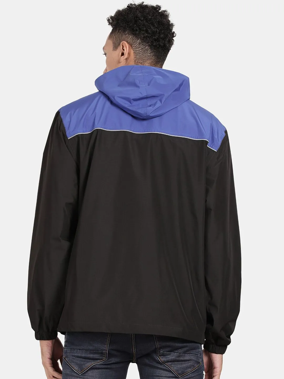 t-base Men Blue Windcheater and Water Resistant Sporty Jacket