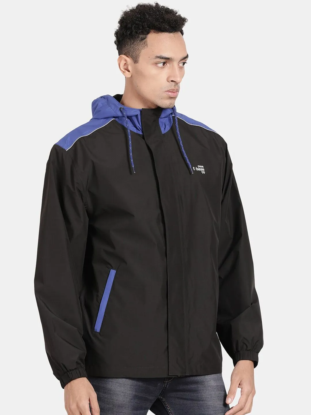 t-base Men Blue Windcheater and Water Resistant Sporty Jacket